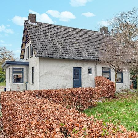 Beautiful Home In Son En Breugel With House A Panoramic View Exterior foto